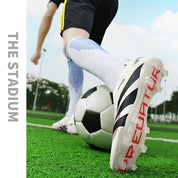 Predator Ultralight Soccer Sneakers